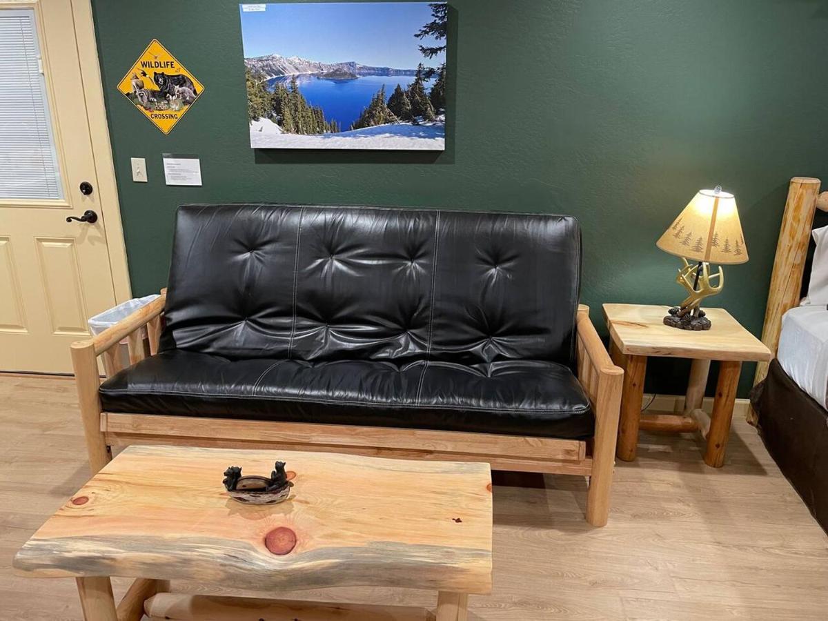 Cedar Mountain -Suite B Grants Pass Exteriör bild